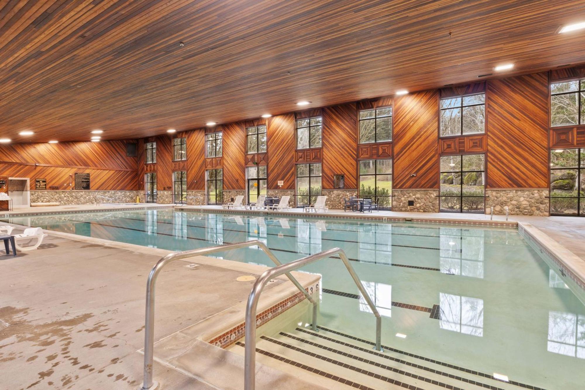 Bonneville Hot Springs Resort & Spa North Bonneville Exterior photo