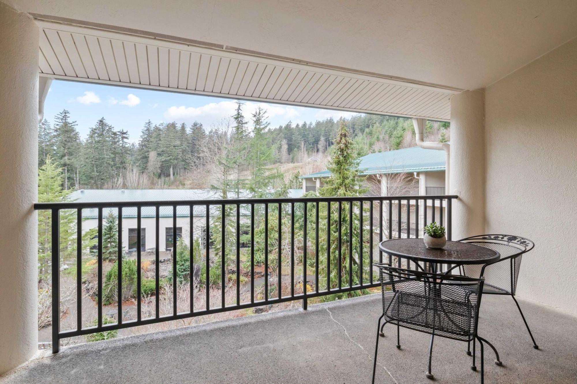 Bonneville Hot Springs Resort & Spa North Bonneville Room photo